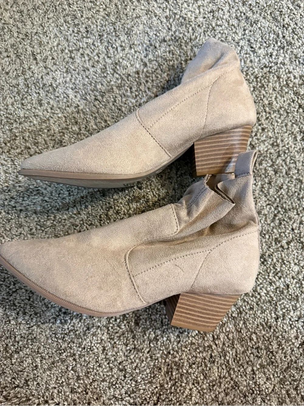 N/A stylish women